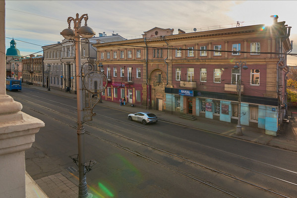 Продам трехкомнатную (3-комн.) квартиру, Ленина ул, 9, Иркутск г