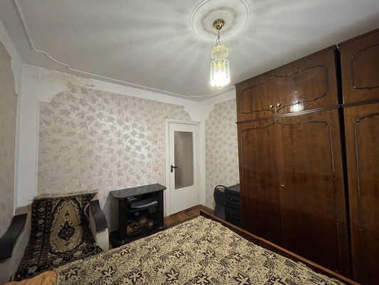 Продам двухкомнатную (2-комн.) квартиру, Шогенова ул, 22, Нальчик г