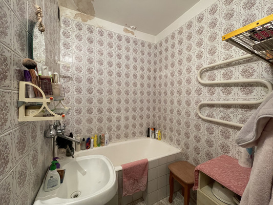 Продам двухкомнатную (2-комн.) квартиру, Шогенова ул, 22, Нальчик г