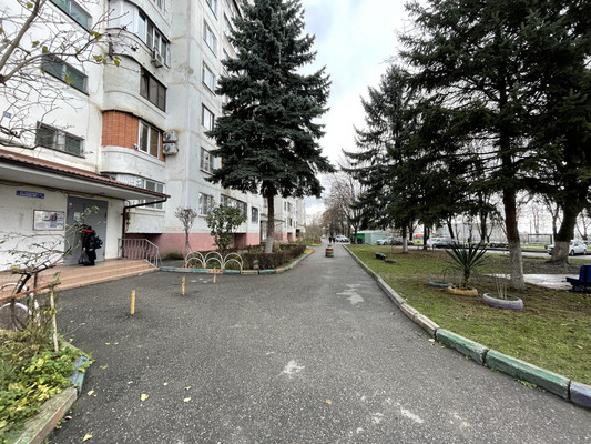 Продам двухкомнатную (2-комн.) квартиру, Шогенова ул, 22, Нальчик г