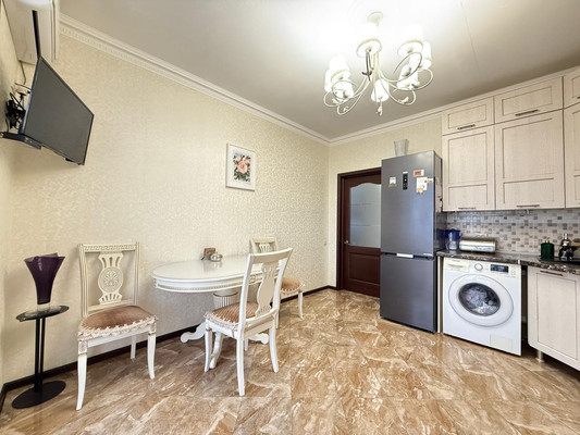 Продам двухкомнатную (2-комн.) квартиру, Баксанское ш, 37, Чегем г