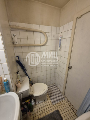 Продам однокомнатную (1-комн.) квартиру, Веерная ул, 46, Москва г