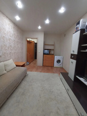 Продам однокомнатную (1-комн.) квартиру, Гагарина ул, 42/9, Волгодонск г