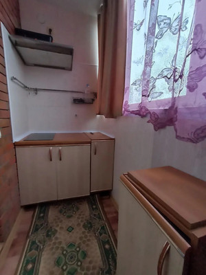 Продам однокомнатную (1-комн.) квартиру, Гагарина ул, 42/9, Волгодонск г