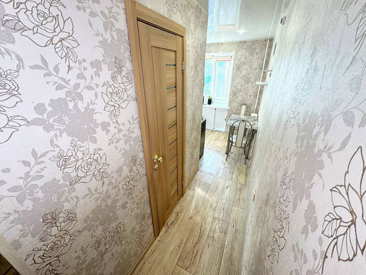 Продам трехкомнатную (3-комн.) квартиру, Пирогова ул, 19к2, Комсомольск-на-Амуре г