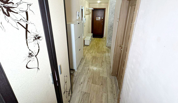 Продам трехкомнатную (3-комн.) квартиру, Пирогова ул, 19к2, Комсомольск-на-Амуре г