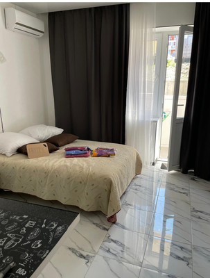 Сдам однокомнатную (1-комн.) квартиру, Парковая ул, 32к32, Цемдолина с