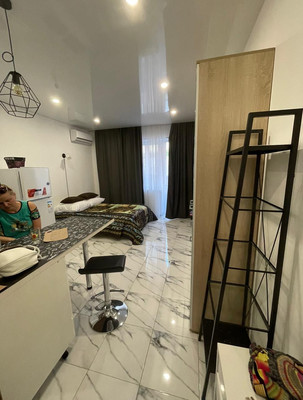 Сдам однокомнатную (1-комн.) квартиру, Парковая ул, 32к32, Цемдолина с