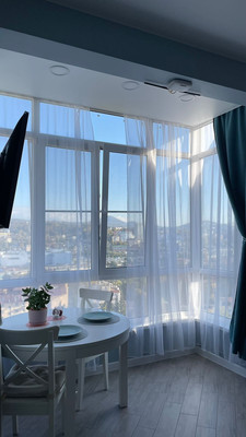 Продам двухкомнатную (2-комн.) квартиру, Цюрупы (Центральный р-н) ул, 35Б, Сочи г