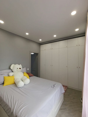 Продам двухкомнатную (2-комн.) квартиру, Цюрупы (Центральный р-н) ул, 35Б, Сочи г