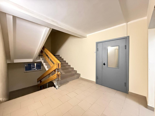 Продам трехкомнатную (3-комн.) квартиру, Московская ул, 12, Нальчик г