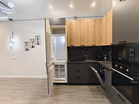 Продам однокомнатную (1-комн.) квартиру, Танковая ул, 2к1, Казань г