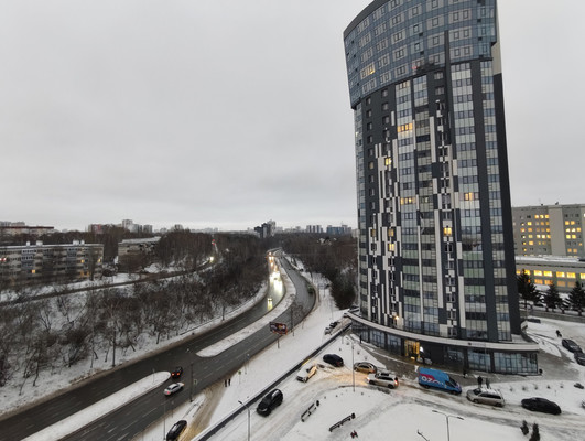 Продам однокомнатную (1-комн.) квартиру, Танковая ул, 2к1, Казань г