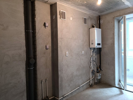 Продам трехкомнатную (3-комн.) квартиру, Флагманская ул, 3, Калининград г