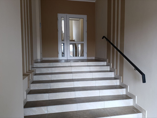 Продам трехкомнатную (3-комн.) квартиру, Флагманская ул, 3, Калининград г