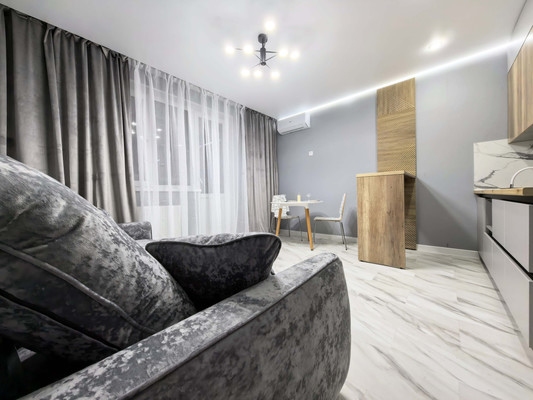 Продам однокомнатную (1-комн.) квартиру, Куникова ул, 47а2к3, Новороссийск г