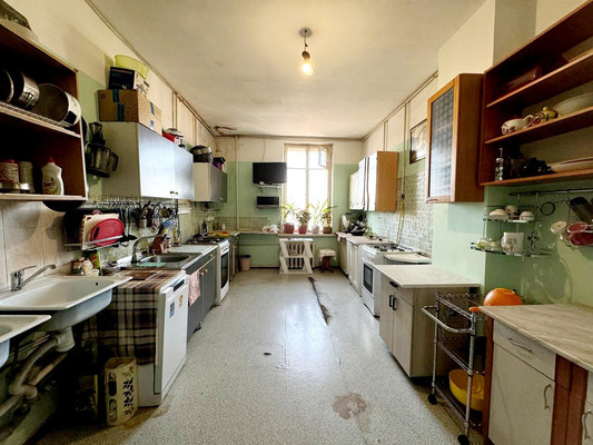 Сдам комнату в 10-комн. квартире, Железноводская ул, 26-28, Санкт-Петербург г