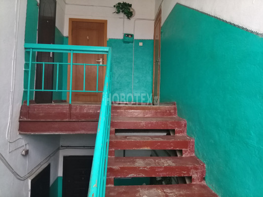 Продам двухкомнатную (2-комн.) квартиру, Криничный пер, 17, Стародеревянковская ст-ца