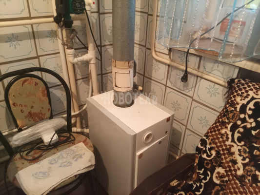 Продам двухкомнатную (2-комн.) квартиру, Криничный пер, 17, Стародеревянковская ст-ца