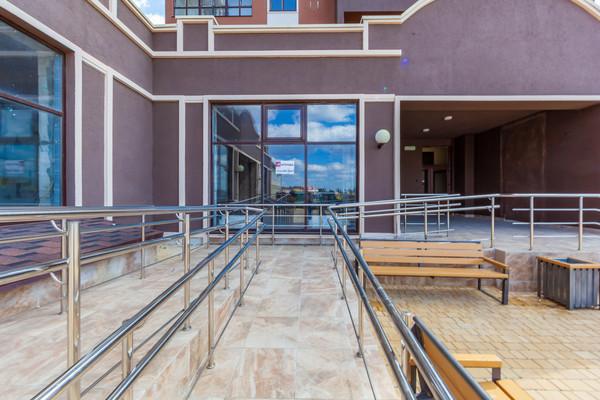 Продам трехкомнатную (3-комн.) квартиру, Крымской весны ул, 5к7, Мирное с