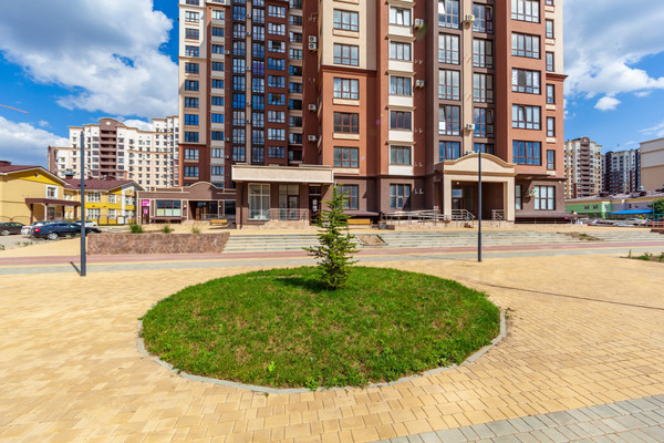 Продам трехкомнатную (3-комн.) квартиру, Крымской весны ул, 5к7, Мирное с