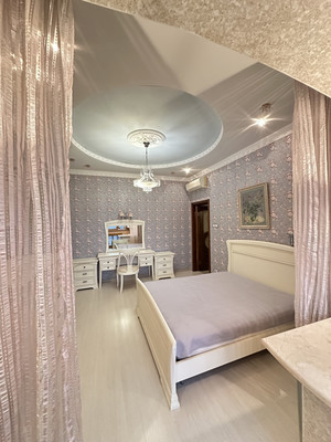 Продам трехкомнатную (3-комн.) квартиру, Московский пр-кт, 159, Санкт-Петербург г