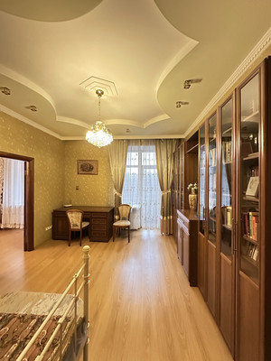 Продам трехкомнатную (3-комн.) квартиру, Московский пр-кт, 159, Санкт-Петербург г