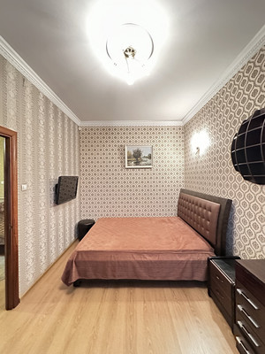 Продам трехкомнатную (3-комн.) квартиру, Московский пр-кт, 159, Санкт-Петербург г