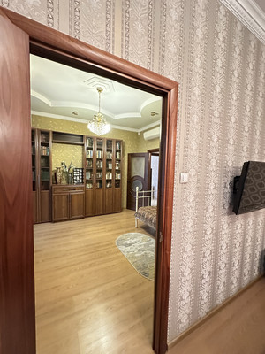 Продам трехкомнатную (3-комн.) квартиру, Московский пр-кт, 159, Санкт-Петербург г