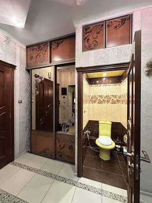 Продам трехкомнатную (3-комн.) квартиру, Московский пр-кт, 159, Санкт-Петербург г