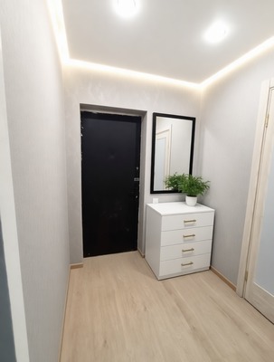 Продам однокомнатную (1-комн.) квартиру, В мкр, 21, Троицк г