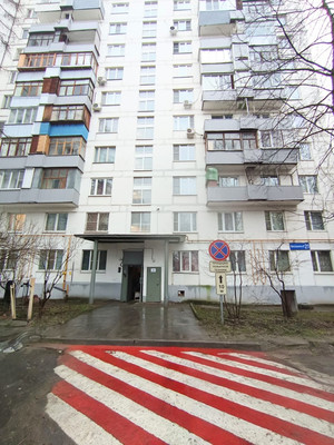 Продам однокомнатную (1-комн.) квартиру, В мкр, 21, Троицк г