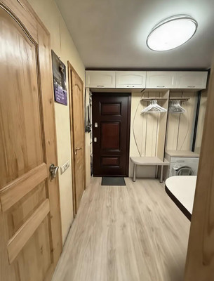 Продам однокомнатную (1-комн.) квартиру, Булатниковская ул, 3к4, Москва г