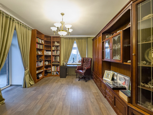 Продам дом, Парковая ул, 7, Большое Переходное д, 0 км от города