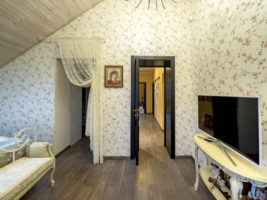 Продам дом, Парковая ул, 7, Большое Переходное д, 0 км от города