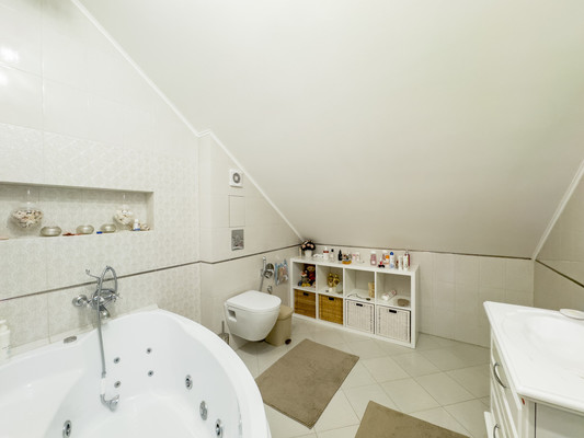 Продам дом, Парковая ул, 7, Большое Переходное д, 0 км от города