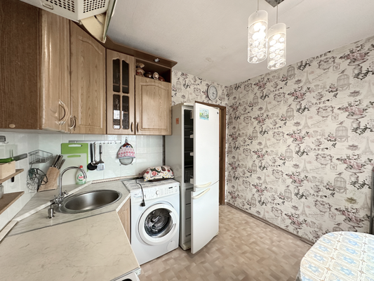 Продам двухкомнатную (2-комн.) квартиру, Гагарина пр-кт, 4, Нижний Новгород г