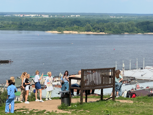 Продам двухкомнатную (2-комн.) квартиру, Гагарина пр-кт, 4, Нижний Новгород г
