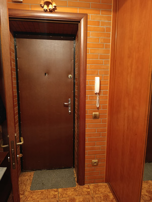 Продам двухкомнатную (2-комн.) квартиру, Чкаловск мкр, 29А, Калининград г