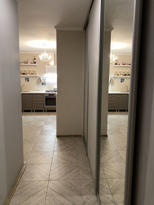 Продам трехкомнатную (3-комн.) квартиру, Аллея здоровья (Портовик тер. СНТ) ул, 13, Калининград г