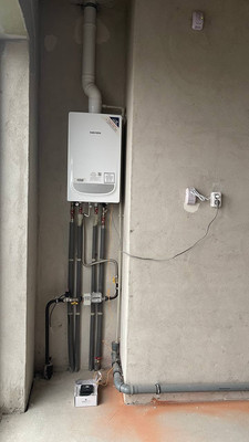 Продам однокомнатную (1-комн.) квартиру, Генерала Челнокова ул, 27, Калининград г