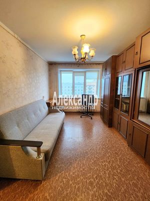 Продам однокомнатную (1-комн.) квартиру, Ленина пр-кт, 37, Кириши г