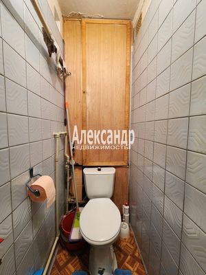 Продам однокомнатную (1-комн.) квартиру, Ленина пр-кт, 37, Кириши г