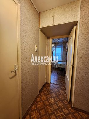 Продам однокомнатную (1-комн.) квартиру, Ленина пр-кт, 37, Кириши г
