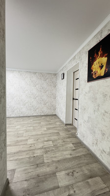 Продам трехкомнатную (3-комн.) квартиру, Академика Королева ул, 17, Октябрьский г