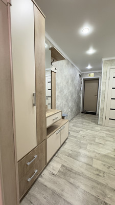 Продам трехкомнатную (3-комн.) квартиру, Академика Королева ул, 17, Октябрьский г