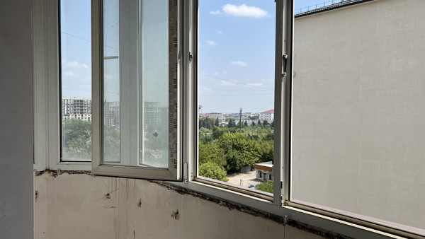 Продам трехкомнатную (3-комн.) квартиру, Ахохова ул, 190А, Нальчик г