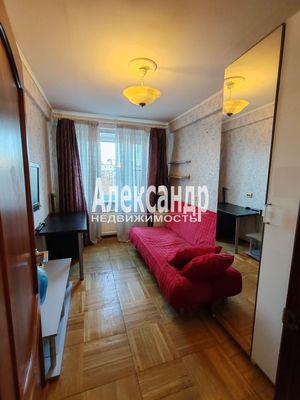 Продам трехкомнатную (3-комн.) квартиру, Тихорецкий пр-кт, 37, Санкт-Петербург г