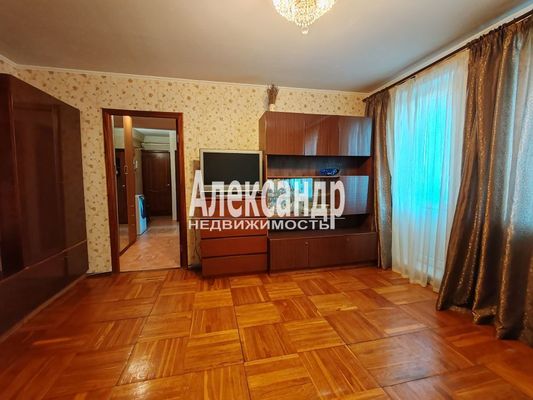 Продам трехкомнатную (3-комн.) квартиру, Тихорецкий пр-кт, 37, Санкт-Петербург г