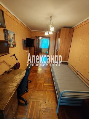 Продам трехкомнатную (3-комн.) квартиру, Тихорецкий пр-кт, 37, Санкт-Петербург г